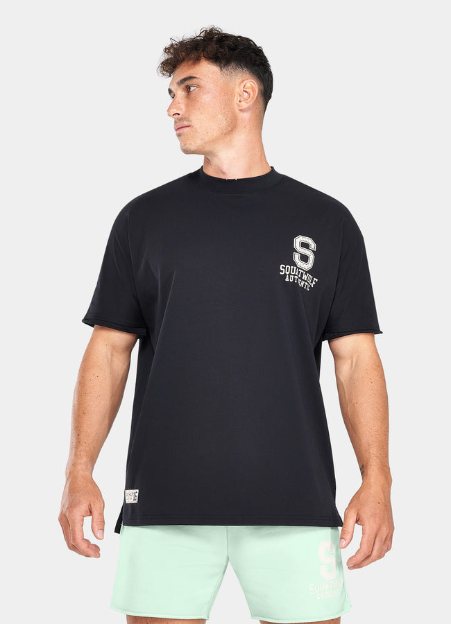 Stay Authentic Oversized T-shirt - Black - Feature1_503f834b-0836-4e1a-9da2-c974c1d48607